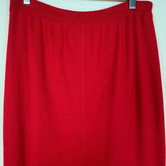 Chanel Vintage 90s Red 100% Cashmere Knit High Waisted Pencil Skirt - Picture 2 of 9